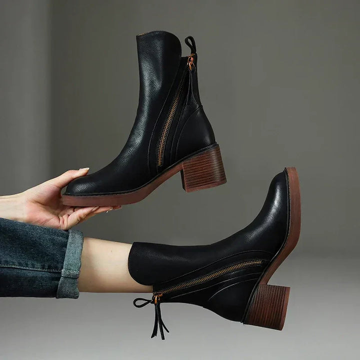 LIA | LEATHER ANKLE BOOTS